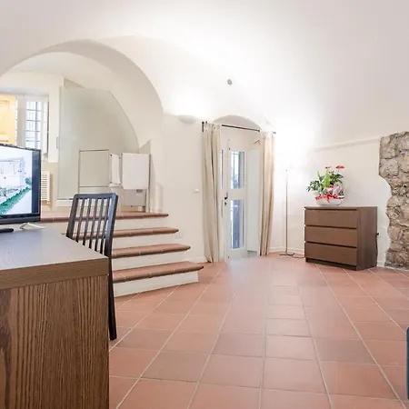 Residenza De Gemmis 3* Альтамура